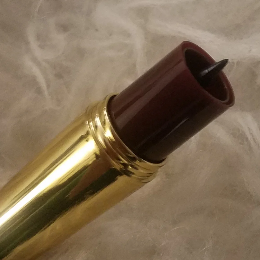 🆕 VS KAJAL EYE LINER BY CHRISTIAN SIRIANO